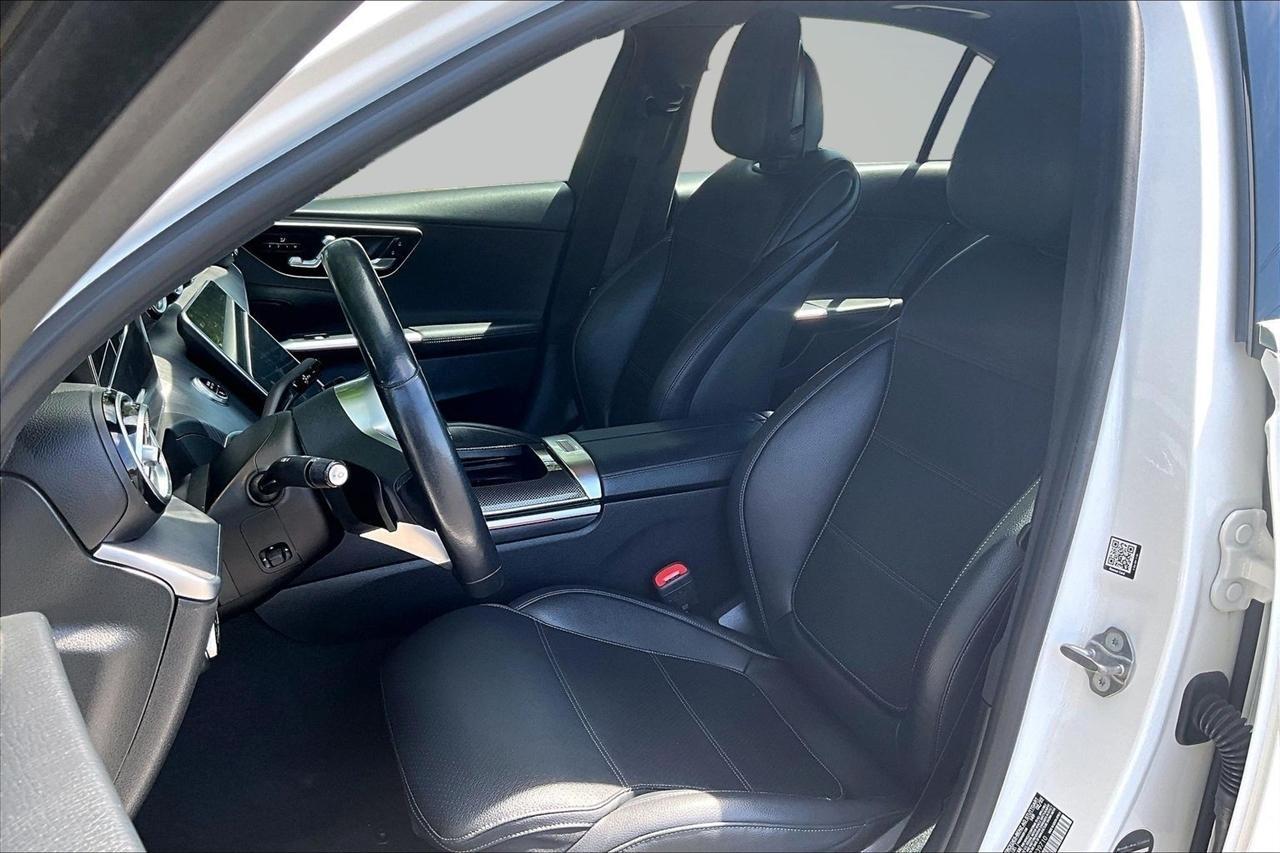Mercedes-Benz C-Class C300 4MATIC Sedan 2022