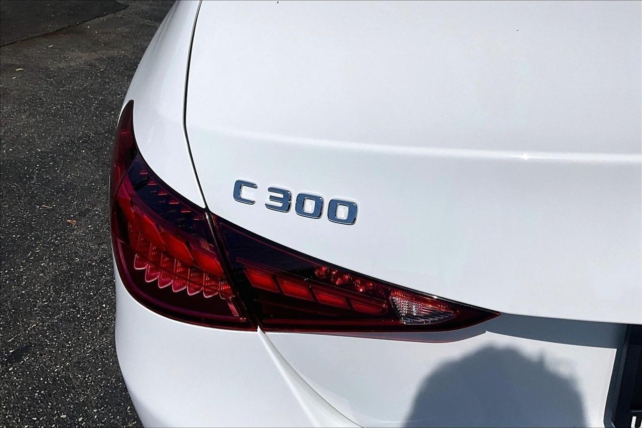 Mercedes-Benz C-Class C300 4MATIC Sedan 2022