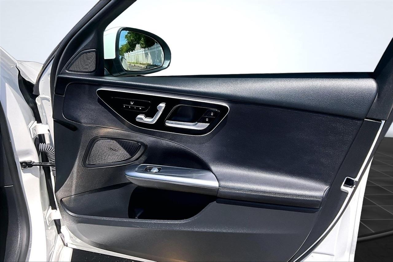 Mercedes-Benz C-Class C300 4MATIC Sedan 2022