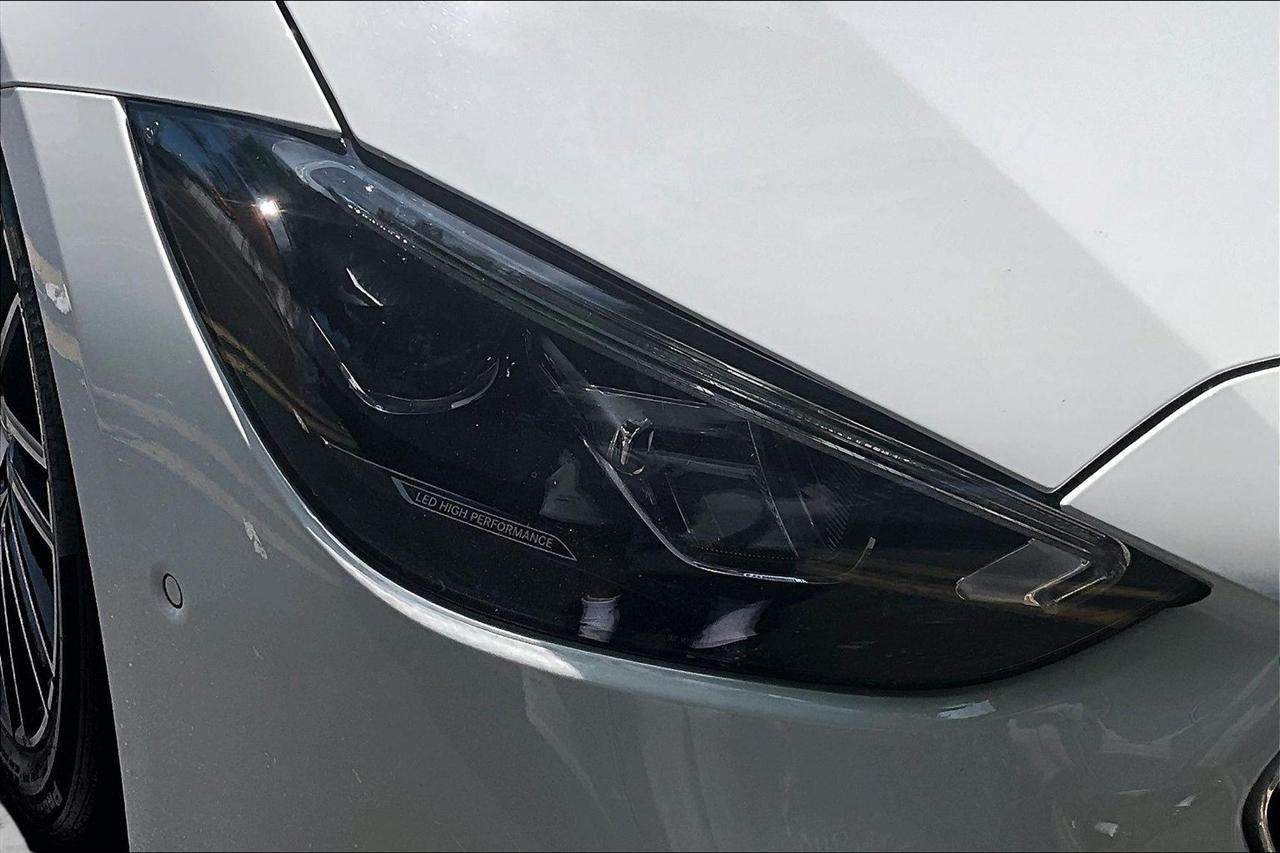 Mercedes-Benz C-Class C300 4MATIC Sedan 2022
