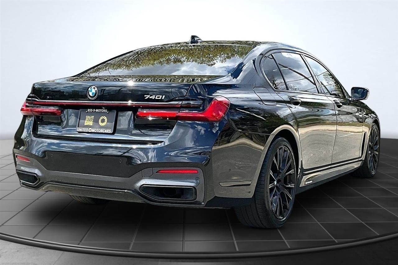 BMW 7-Series 740i 2020