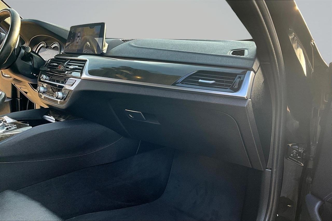 BMW 5-Series 540i 2018