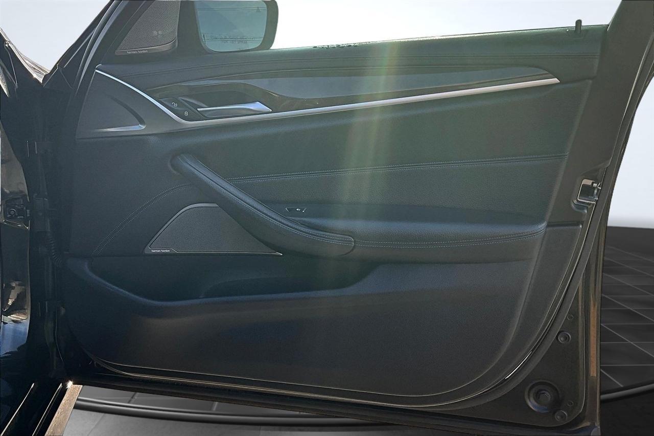 BMW 5-Series 540i 2018