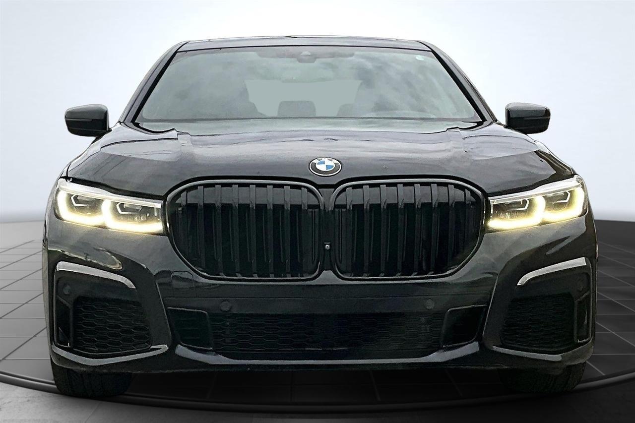 BMW 7-Series 740i 2022