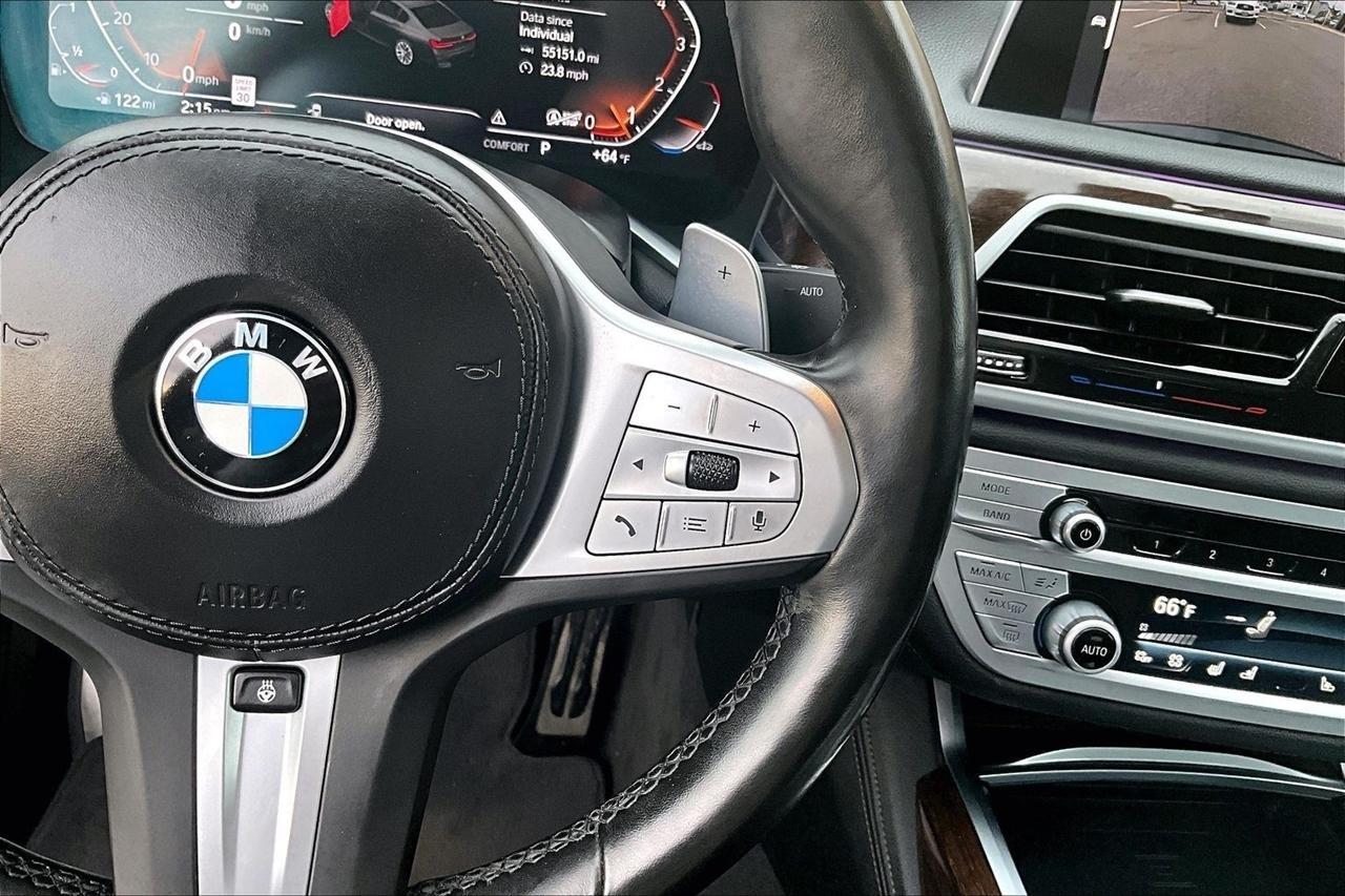 BMW 7-Series 740i 2022