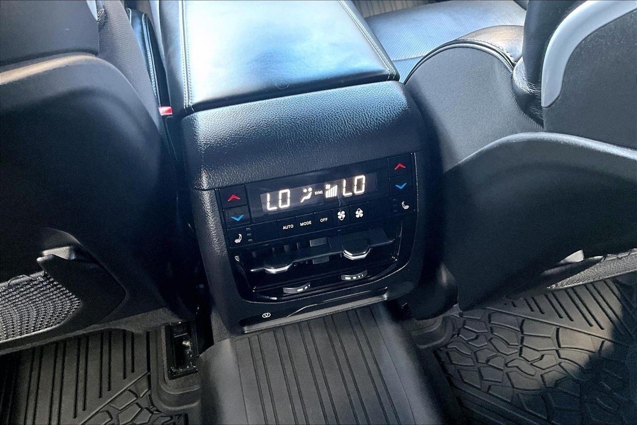 Jeep Grand Cherokee Overland 4WD 2022