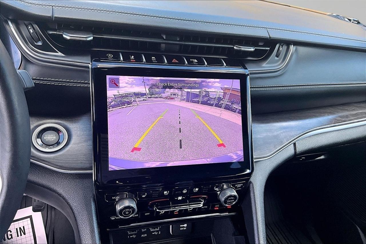 Jeep Grand Cherokee Overland 4WD 2022