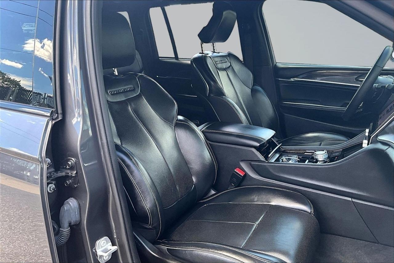Jeep Grand Cherokee Overland 4WD 2022