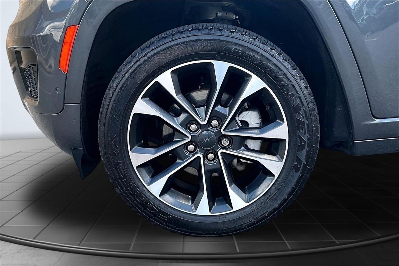 Jeep Grand Cherokee Overland 4WD 2022