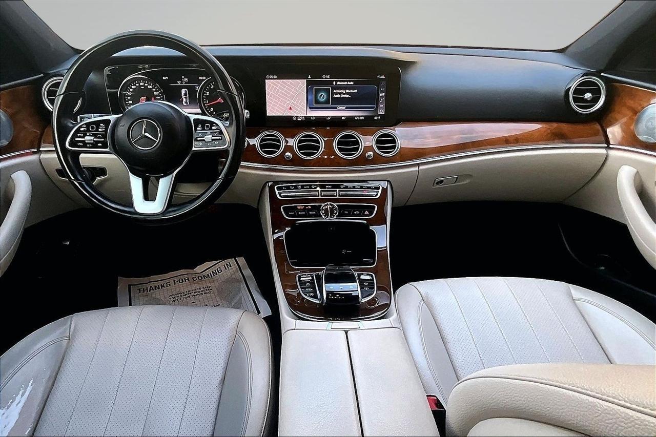 Mercedes-Benz E-Class E300 Luxury 4MATIC Sedan 2019