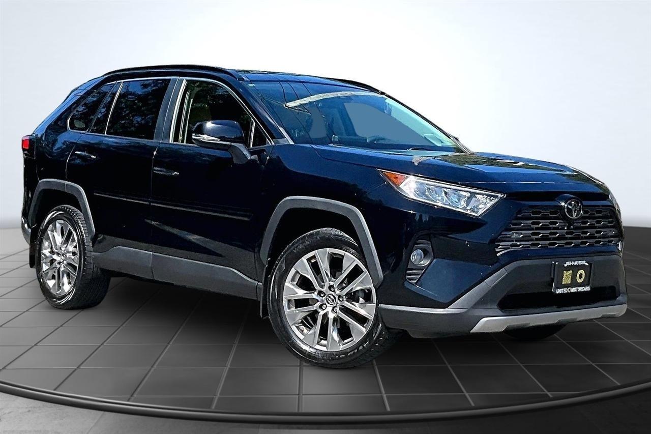 Toyota RAV4 Limited AWD 2019
