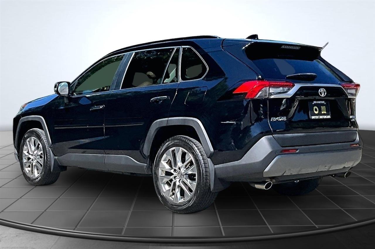 Toyota RAV4 Limited AWD 2019
