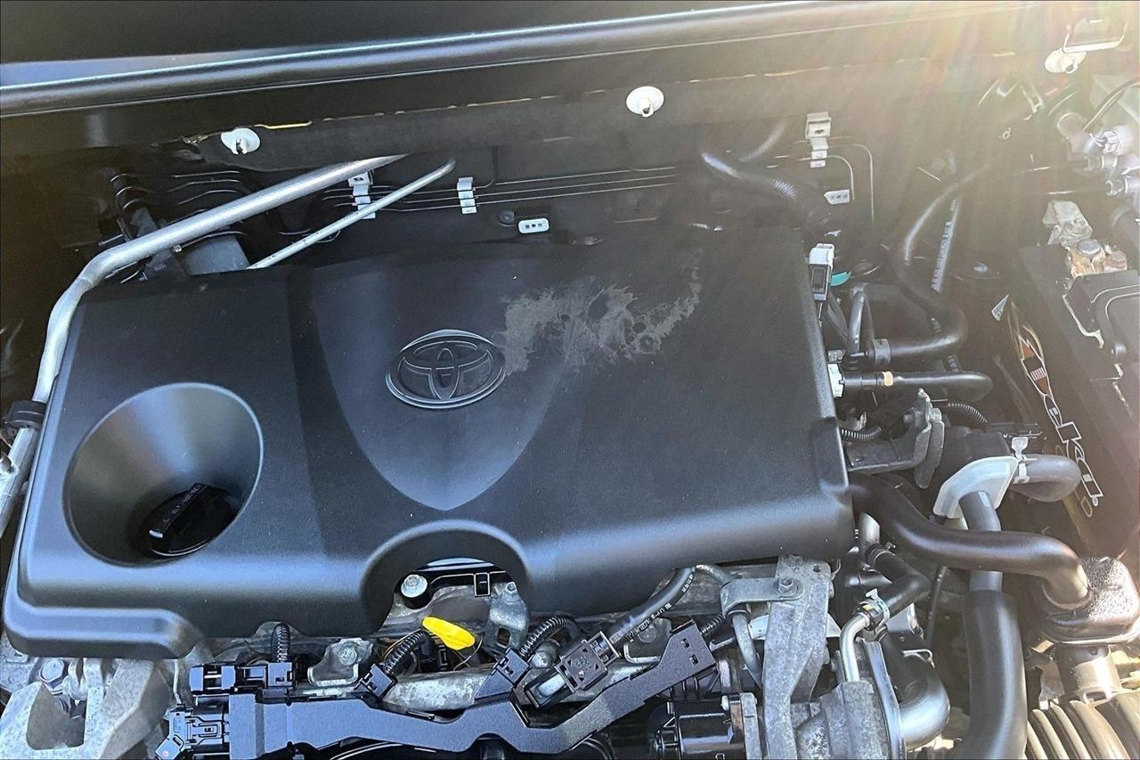 Toyota RAV4 Limited AWD 2019
