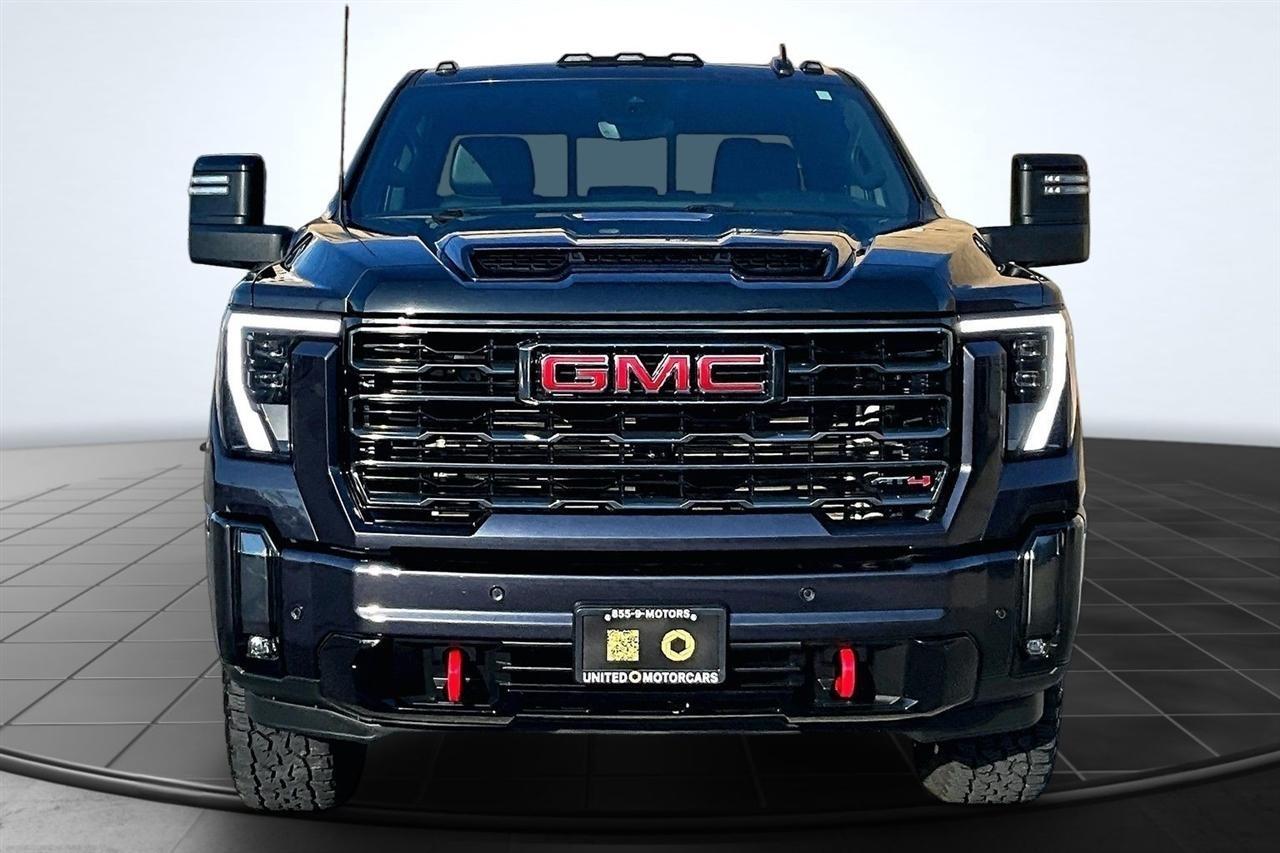 GMC Sierra 2500HD AT4 Crew Cab 4WD 2024