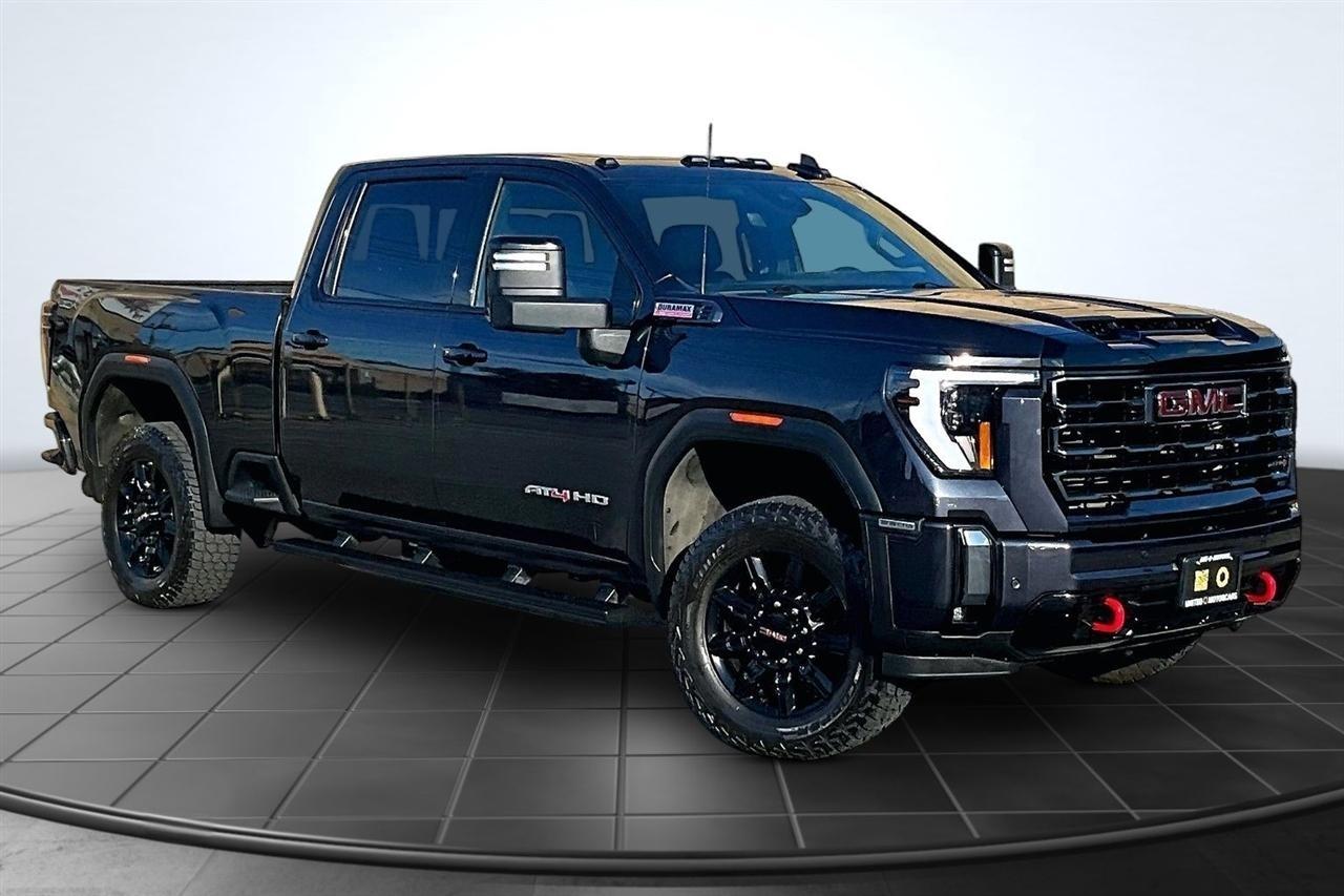 GMC Sierra 2500HD AT4 Crew Cab 4WD 2024