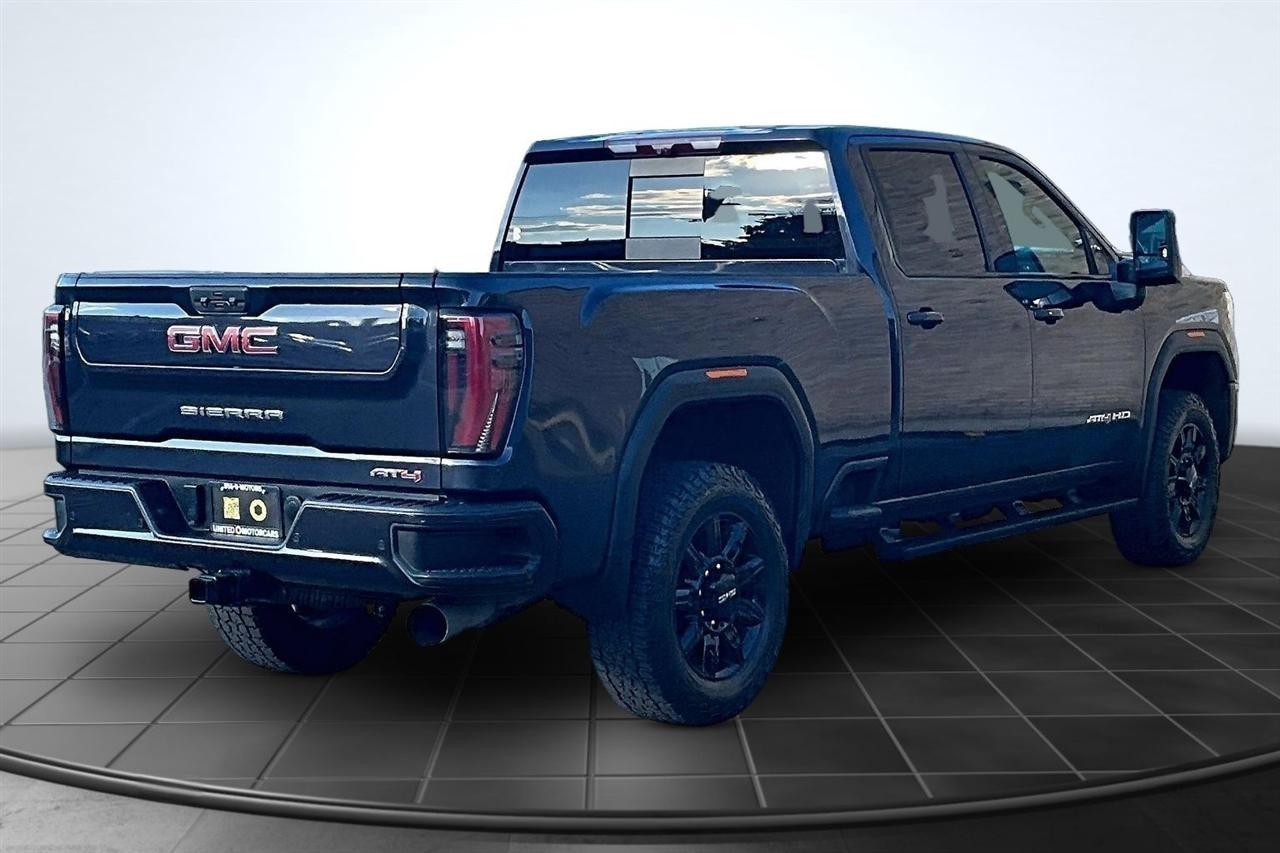 GMC Sierra 2500HD AT4 Crew Cab 4WD 2024
