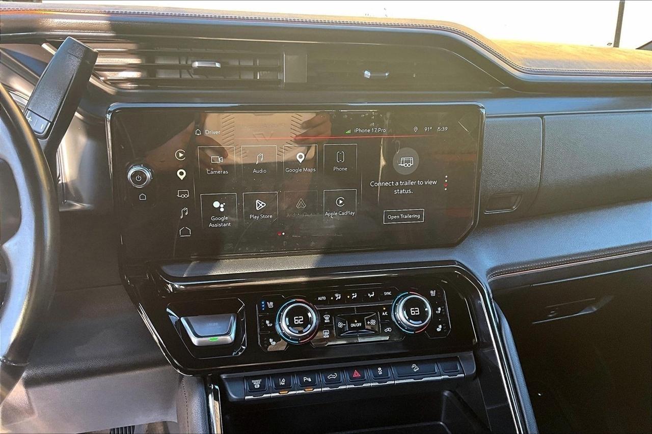 GMC Sierra 2500HD AT4 Crew Cab 4WD 2024
