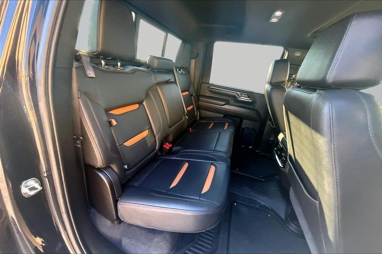 GMC Sierra 2500HD AT4 Crew Cab 4WD 2024