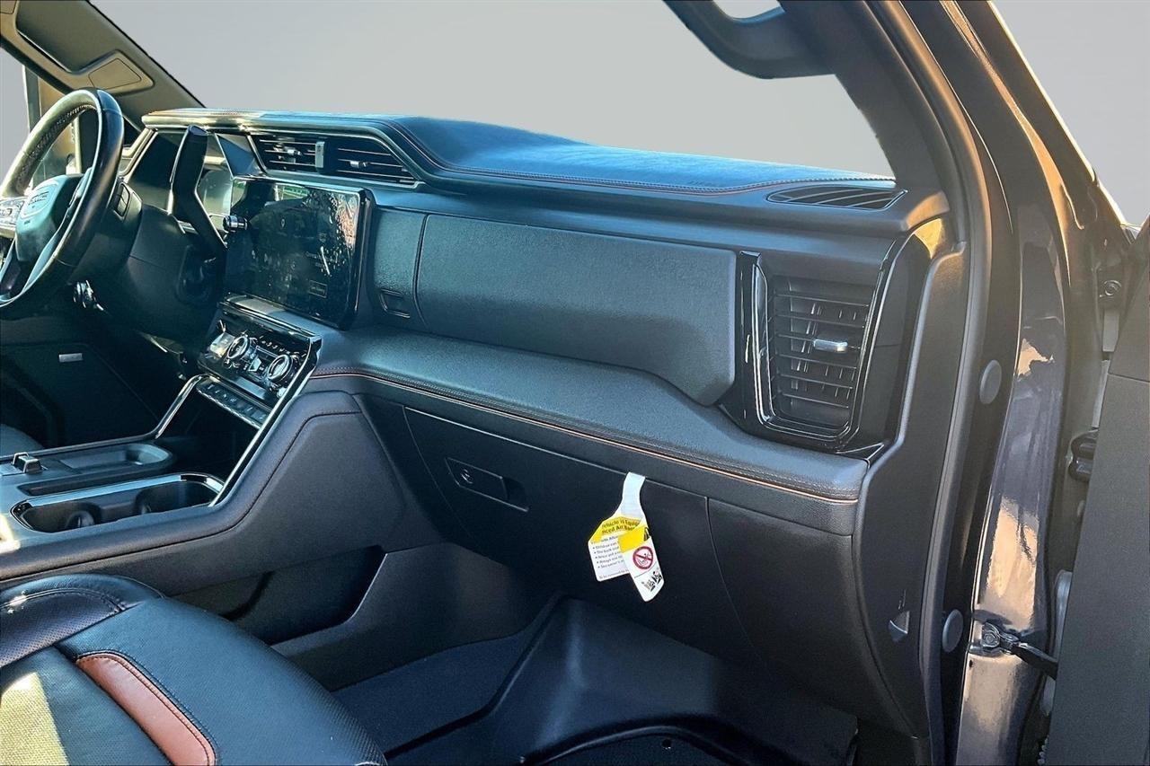 GMC Sierra 2500HD AT4 Crew Cab 4WD 2024