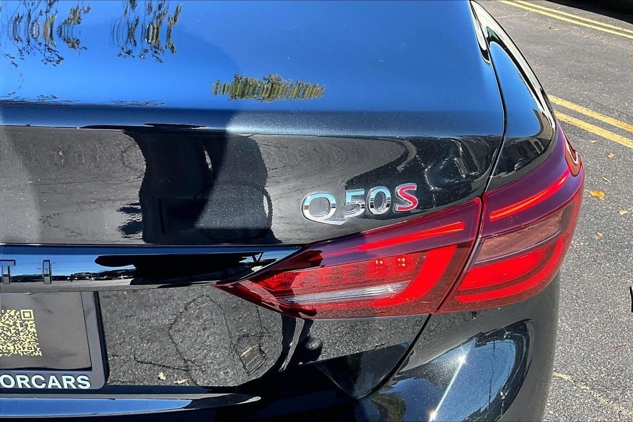 Infiniti Q50 Red Sport 400 AWD 2023