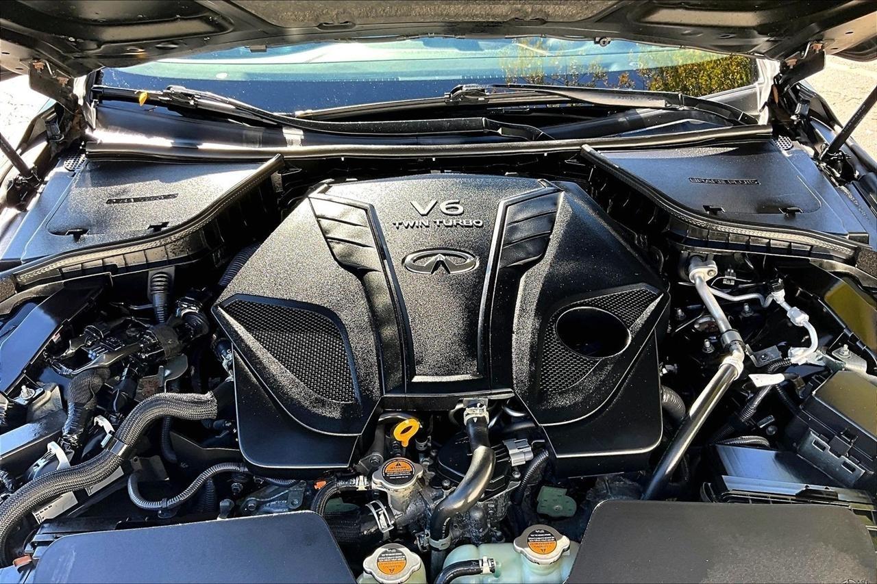 Infiniti Q50 Red Sport 400 AWD 2023