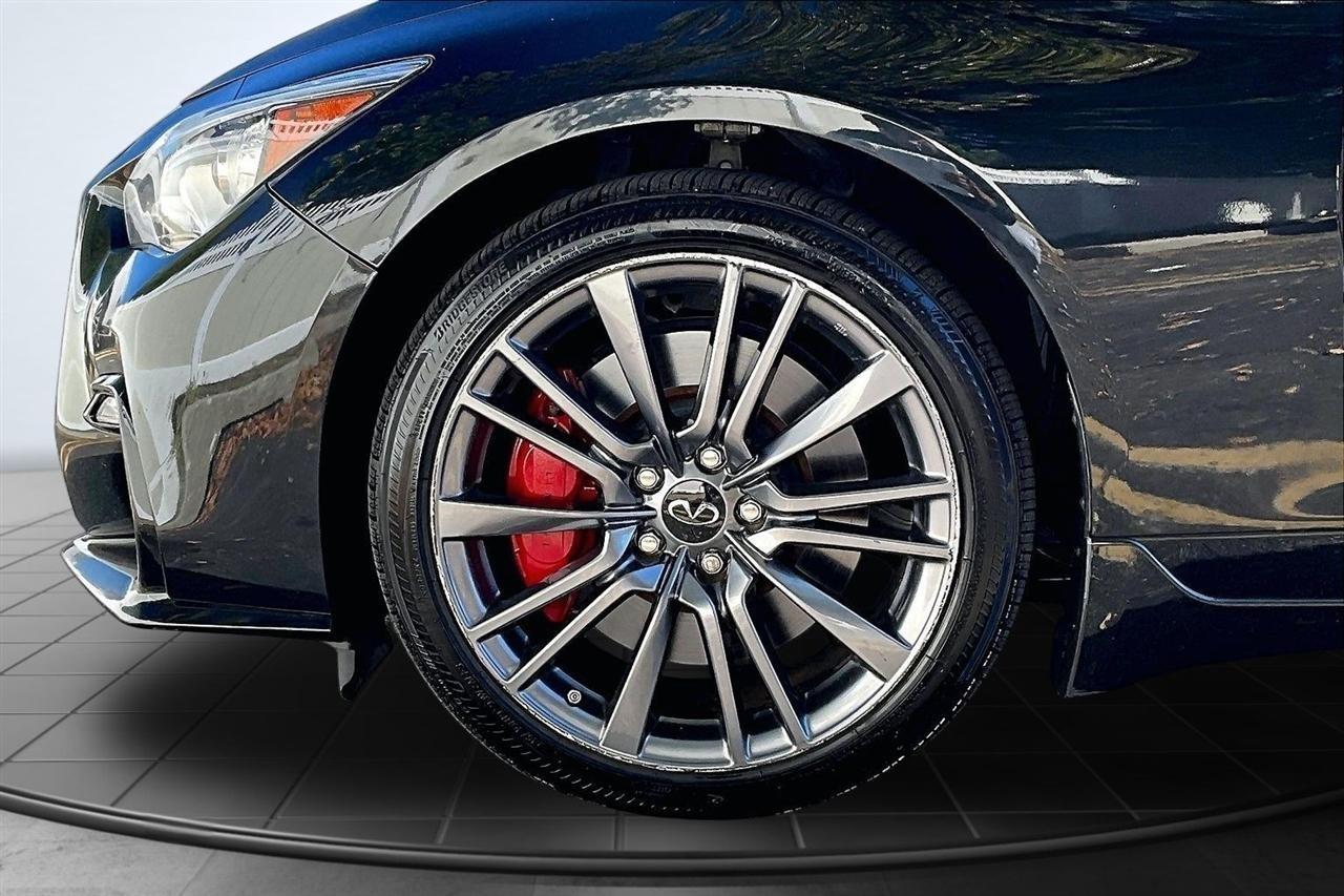 Infiniti Q50 Red Sport 400 AWD 2023