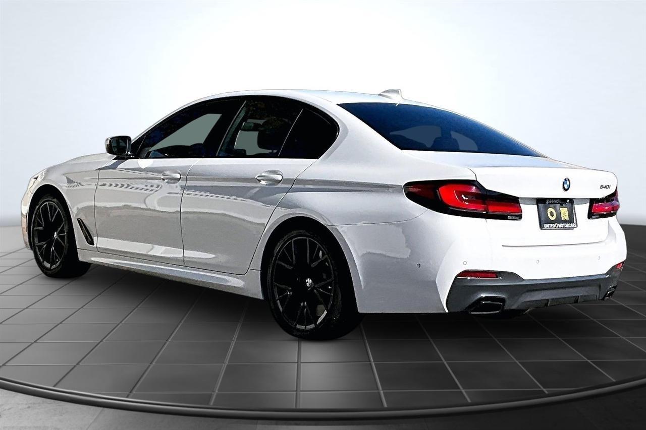 BMW 5-Series 540i 2022