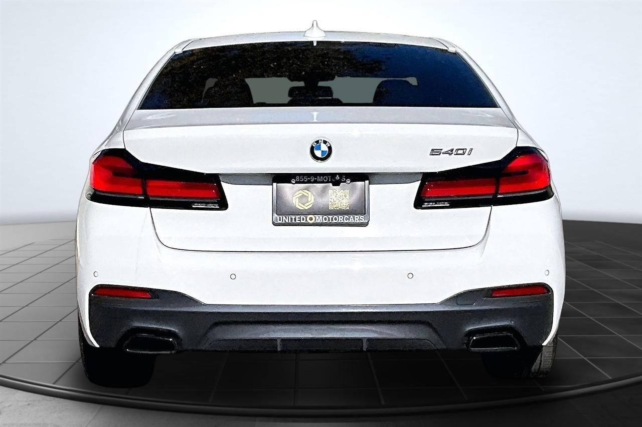 BMW 5-Series 540i 2022
