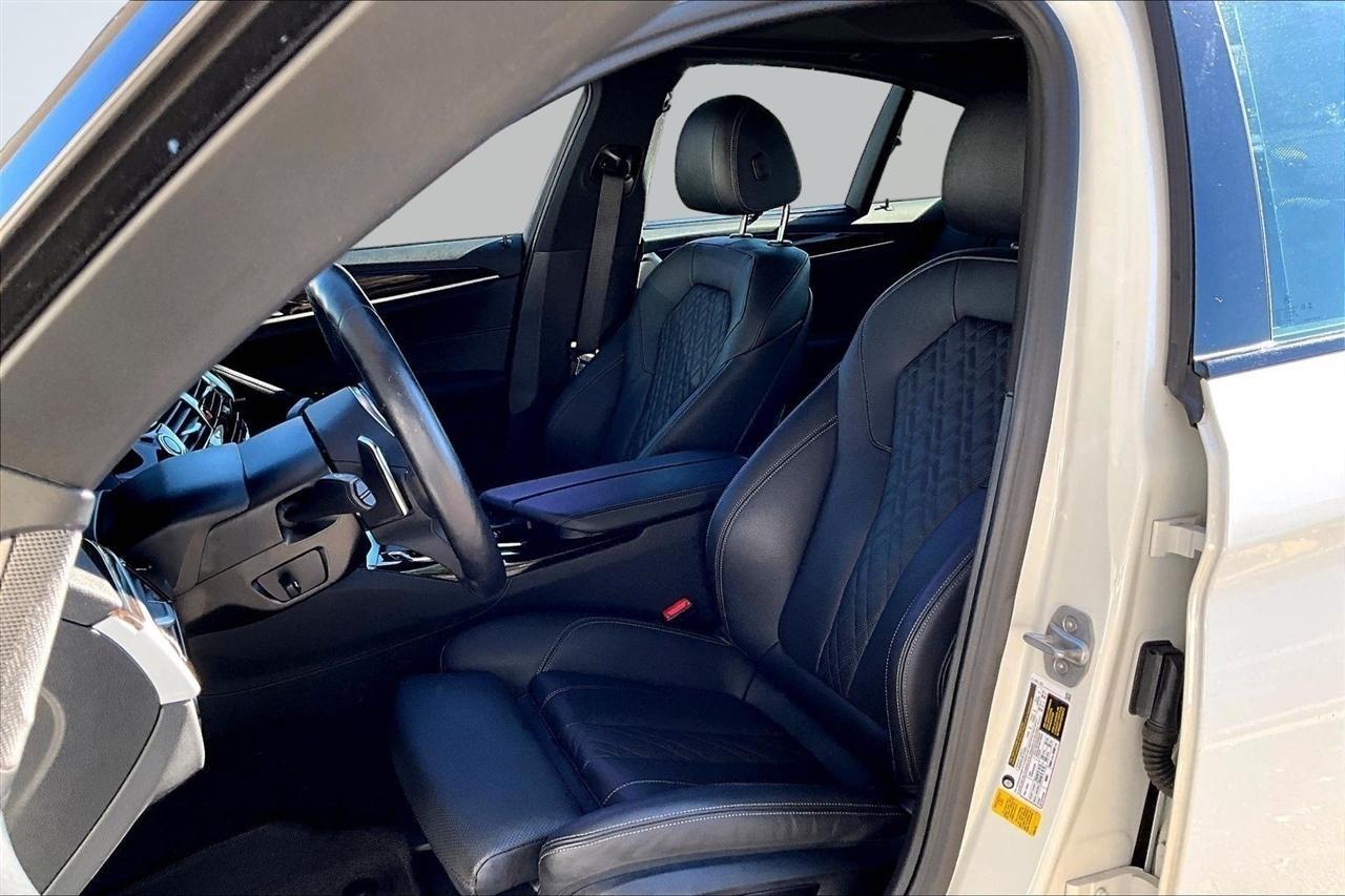 BMW 5-Series 540i 2022