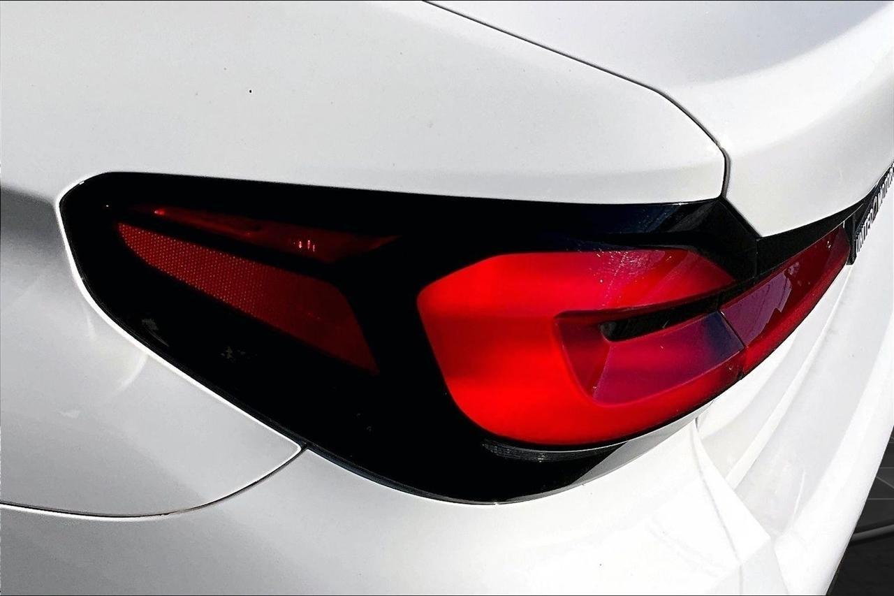 BMW 5-Series 540i 2022
