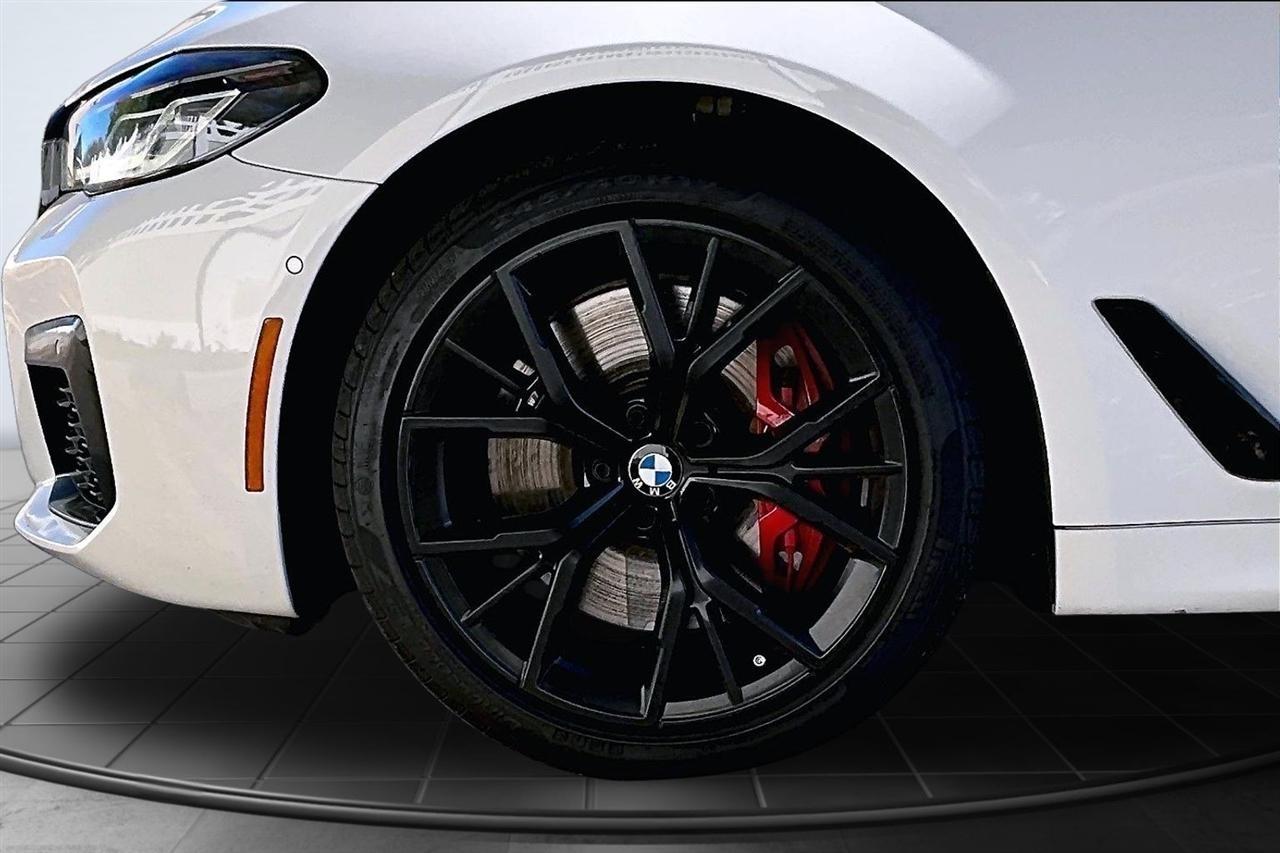 BMW 5-Series 540i 2022