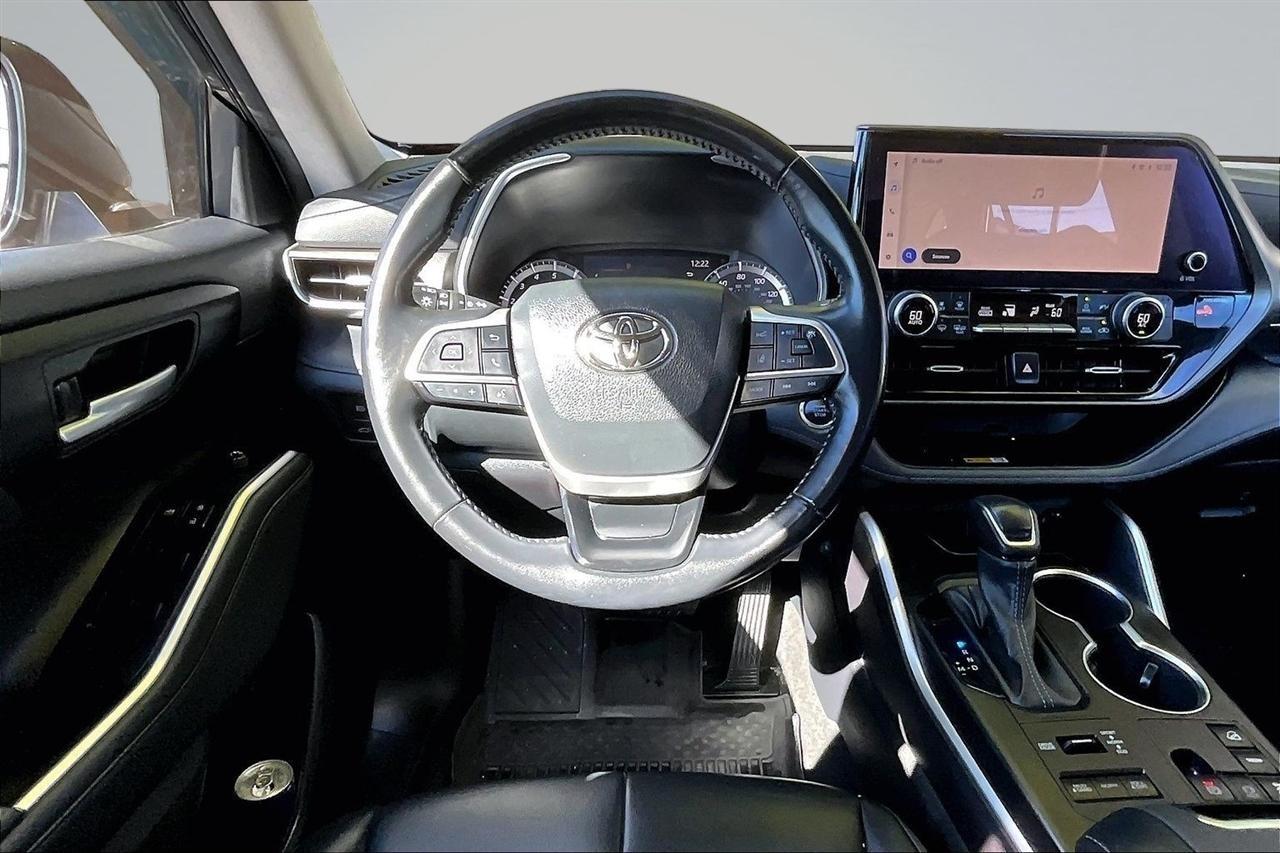 Toyota Highlander Others 2023