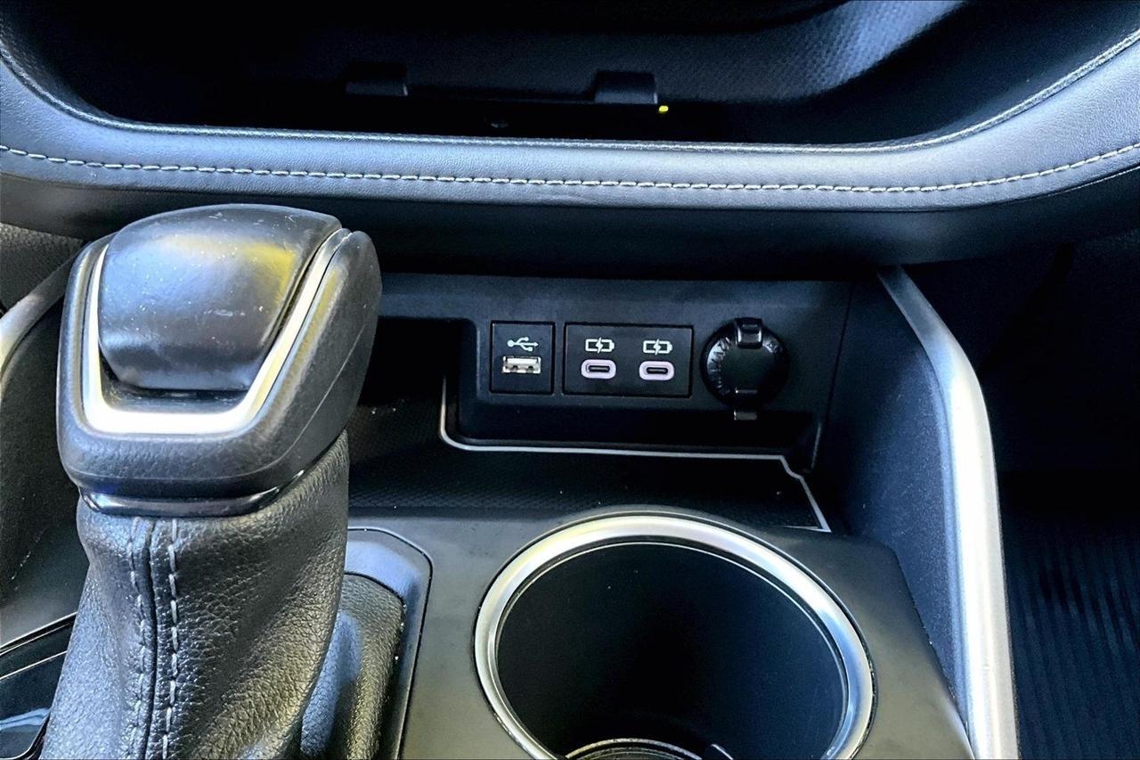 Toyota Highlander Others 2023