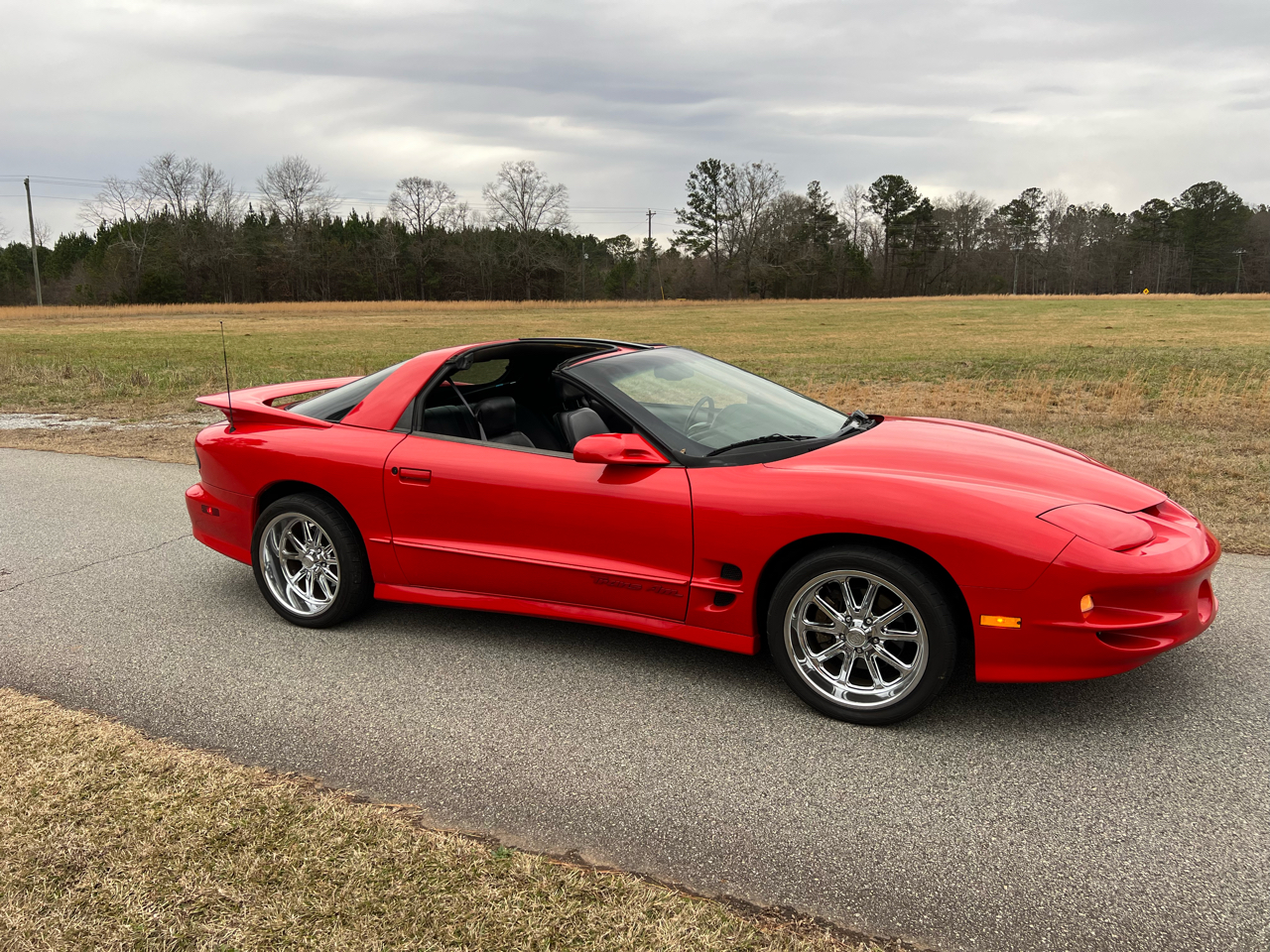 Pontiac Firebird 2dr Coupe Trans Am 2000