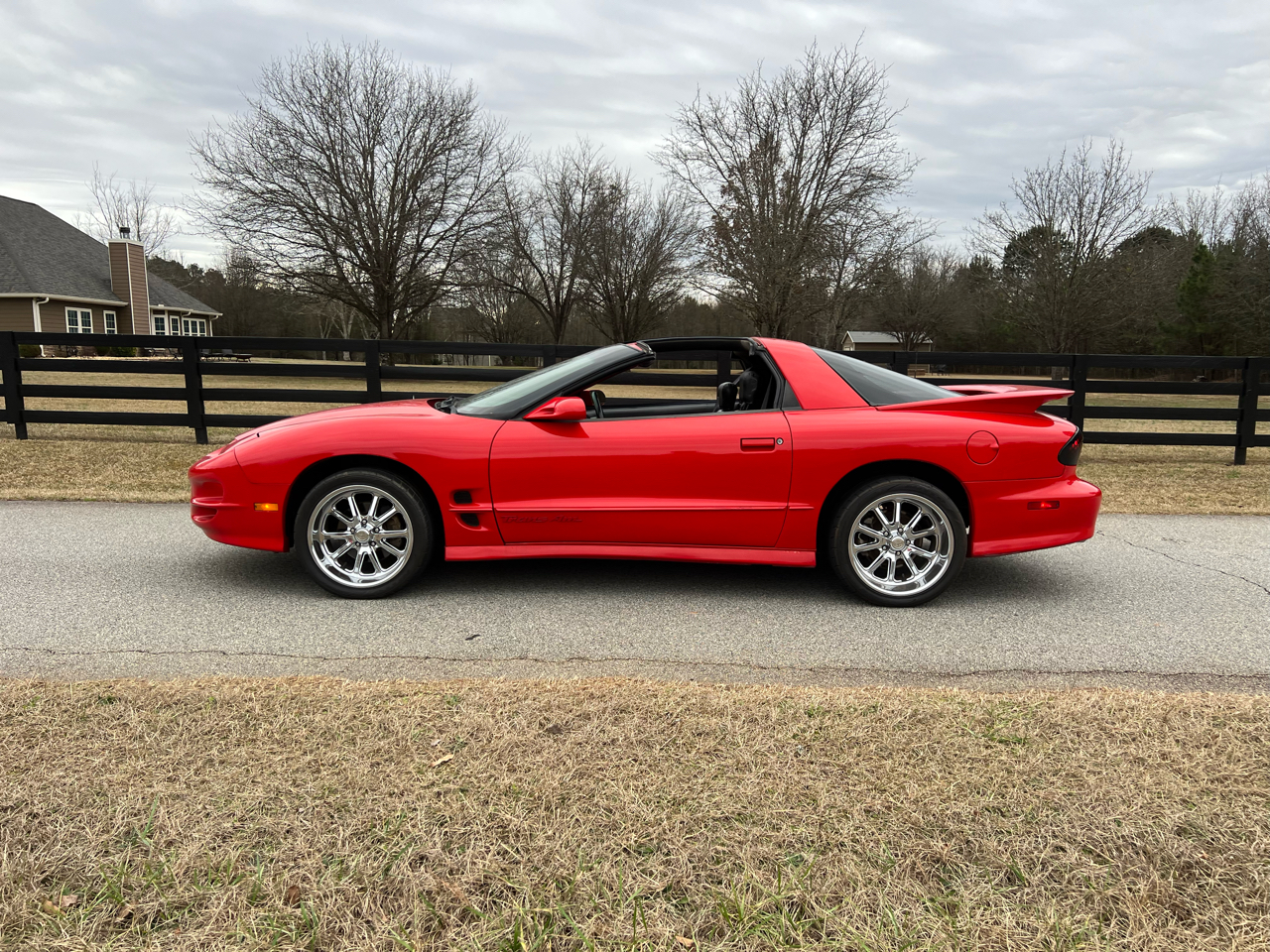 Pontiac Firebird 2dr Coupe Trans Am 2000