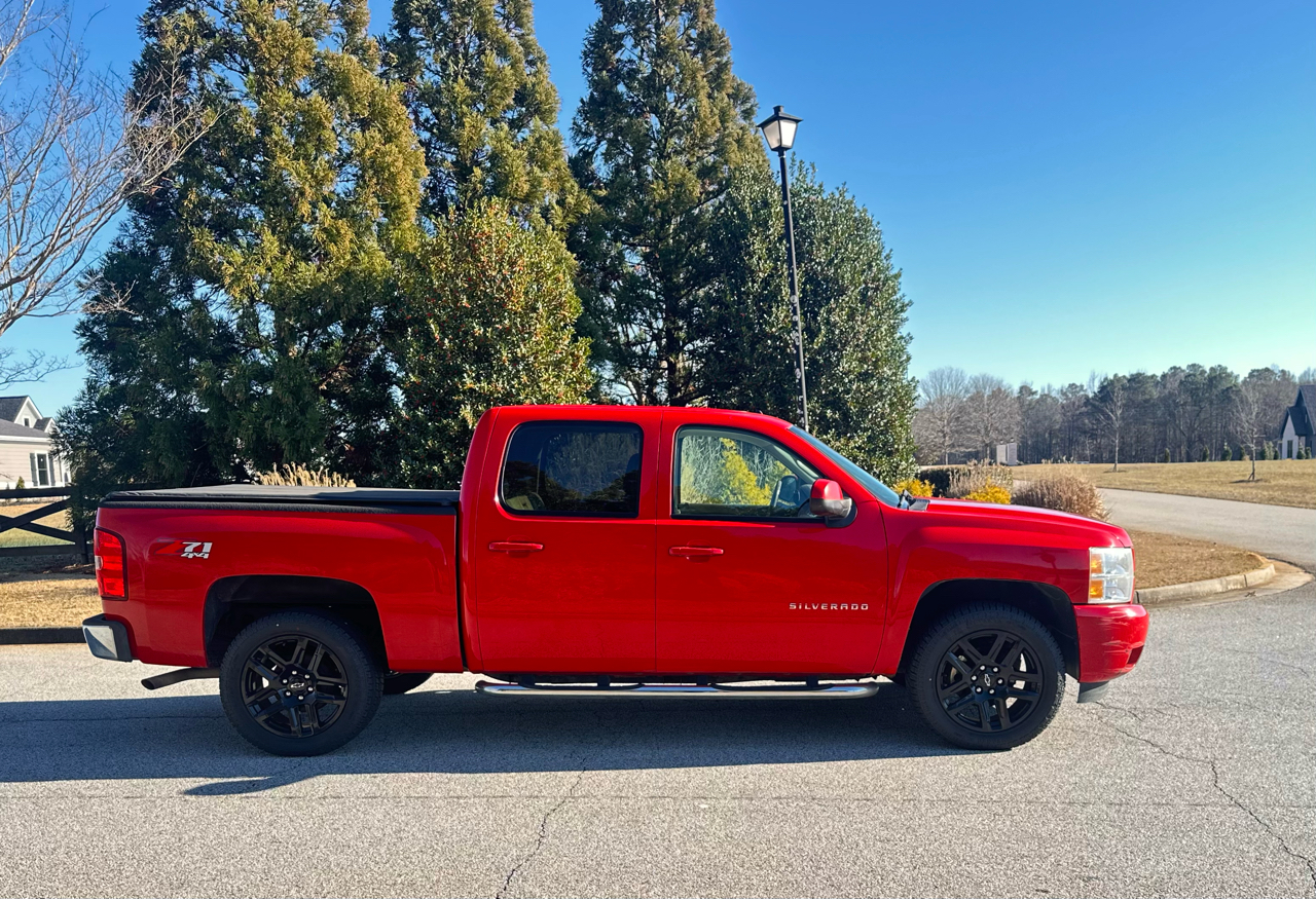 Chevrolet Silverado 1500 4WD Crew Cab 143.5" LTZ 2013