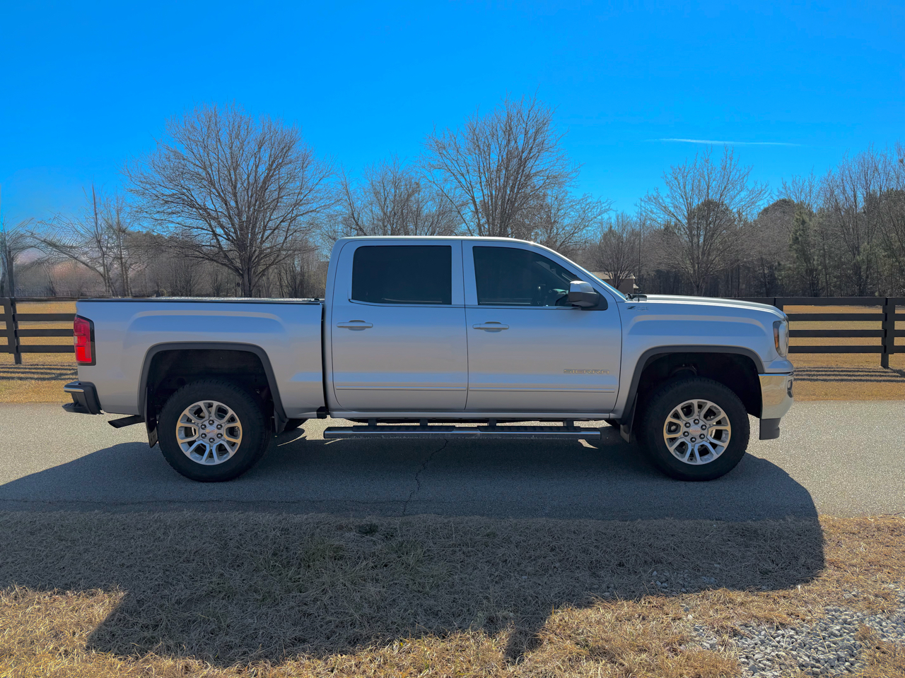 GMC Sierra 1500 4WD Crew Cab 157" SLE 2016