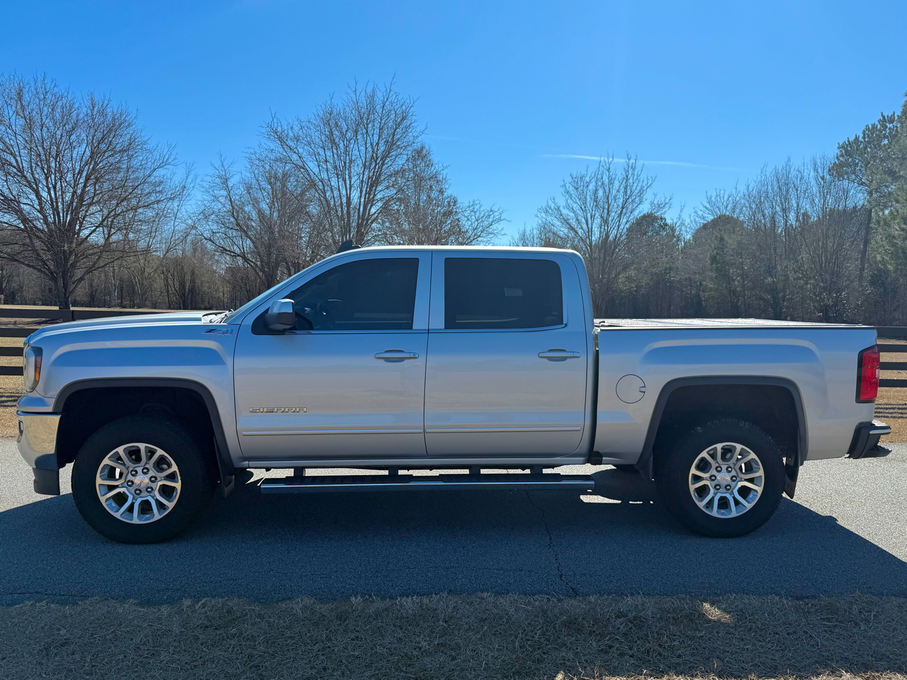 GMC Sierra 1500 4WD Crew Cab 157" SLE 2016