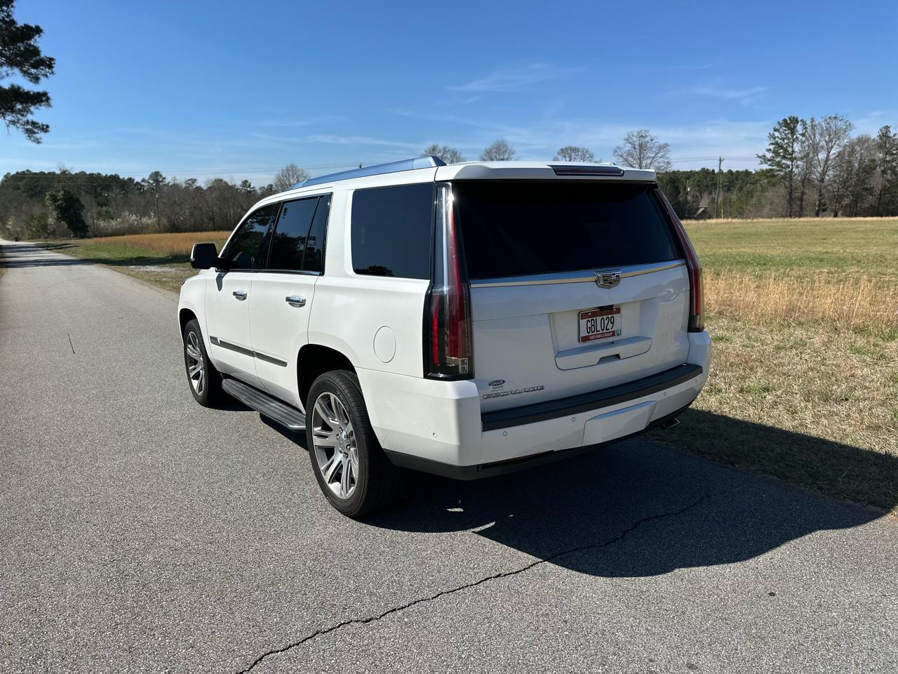Cadillac Escalade Luxury 4WD 2017