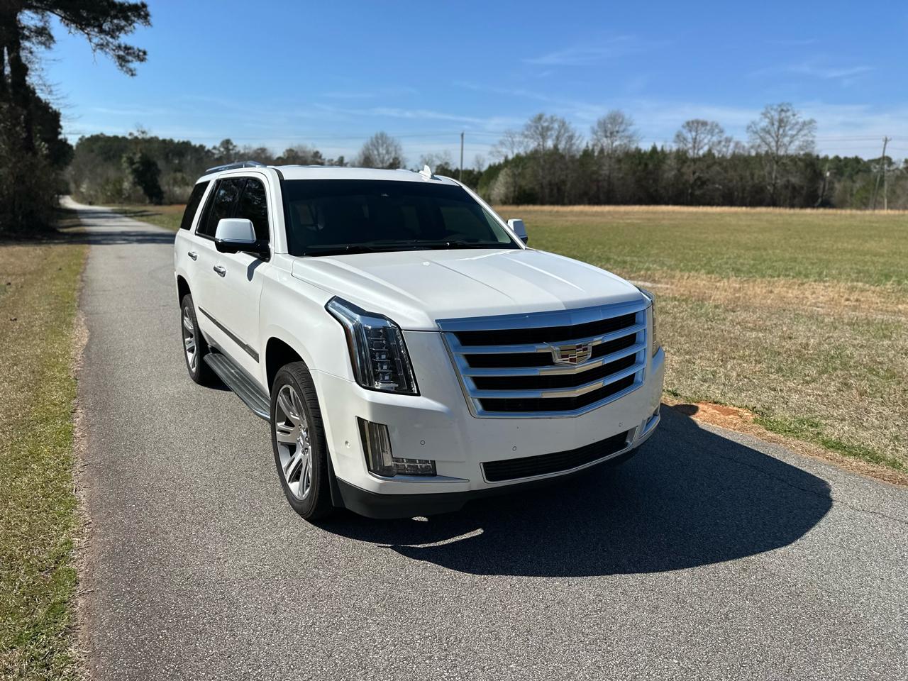 Cadillac Escalade Luxury 4WD 2017