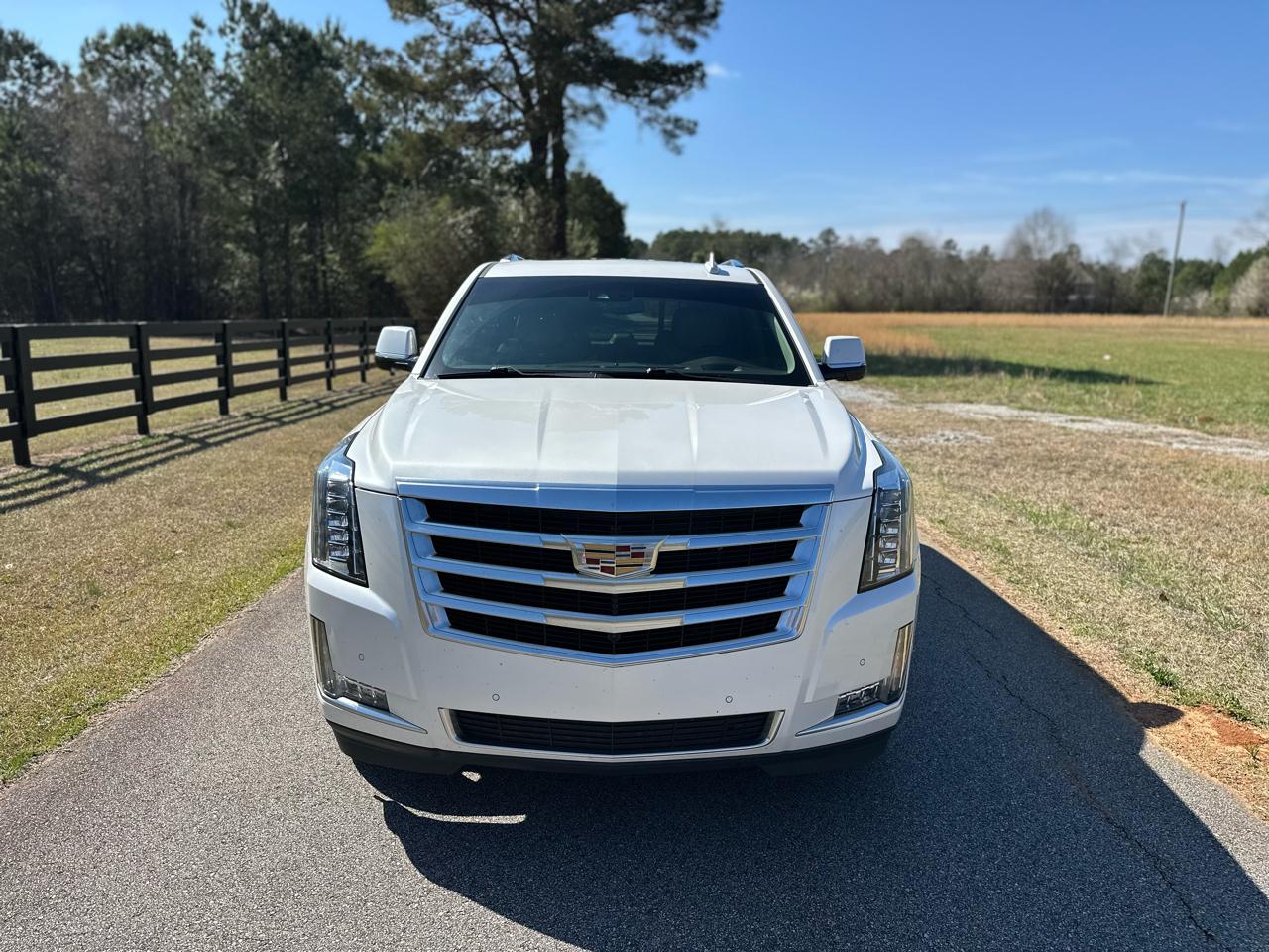 Cadillac Escalade Luxury 4WD 2017