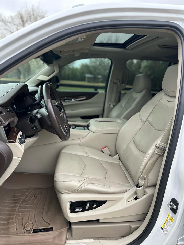 Cadillac Escalade Luxury 4WD 2017