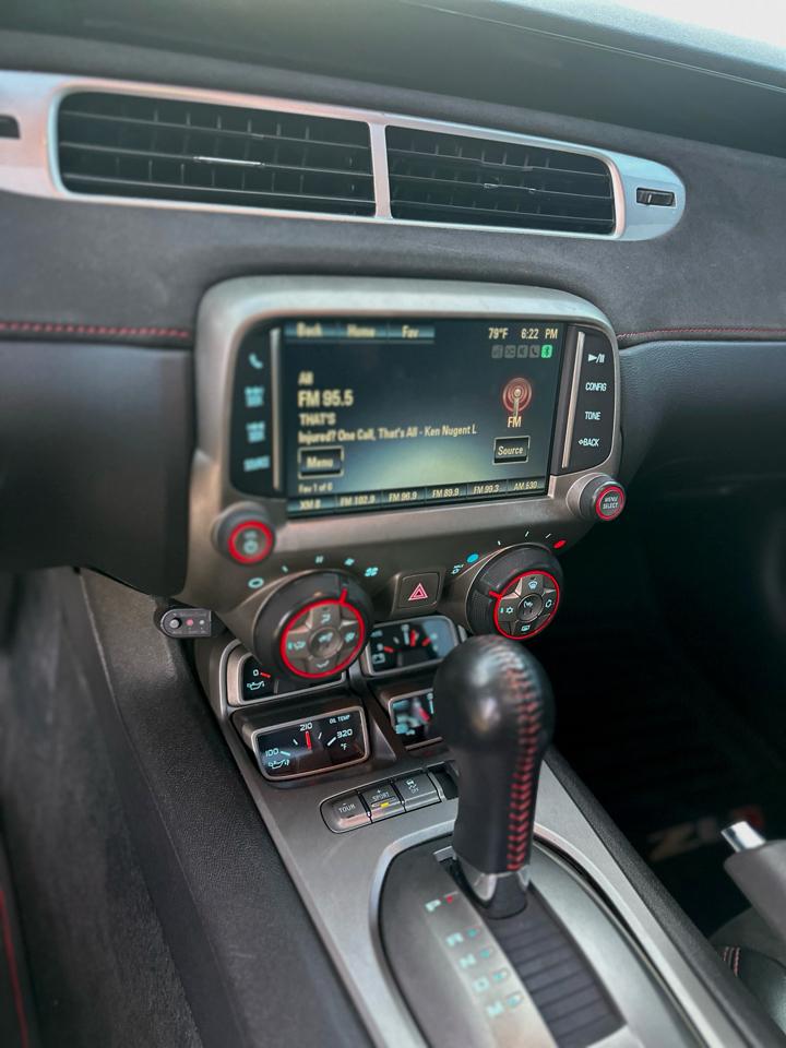 Chevrolet Camaro Coupe ZL1 2013