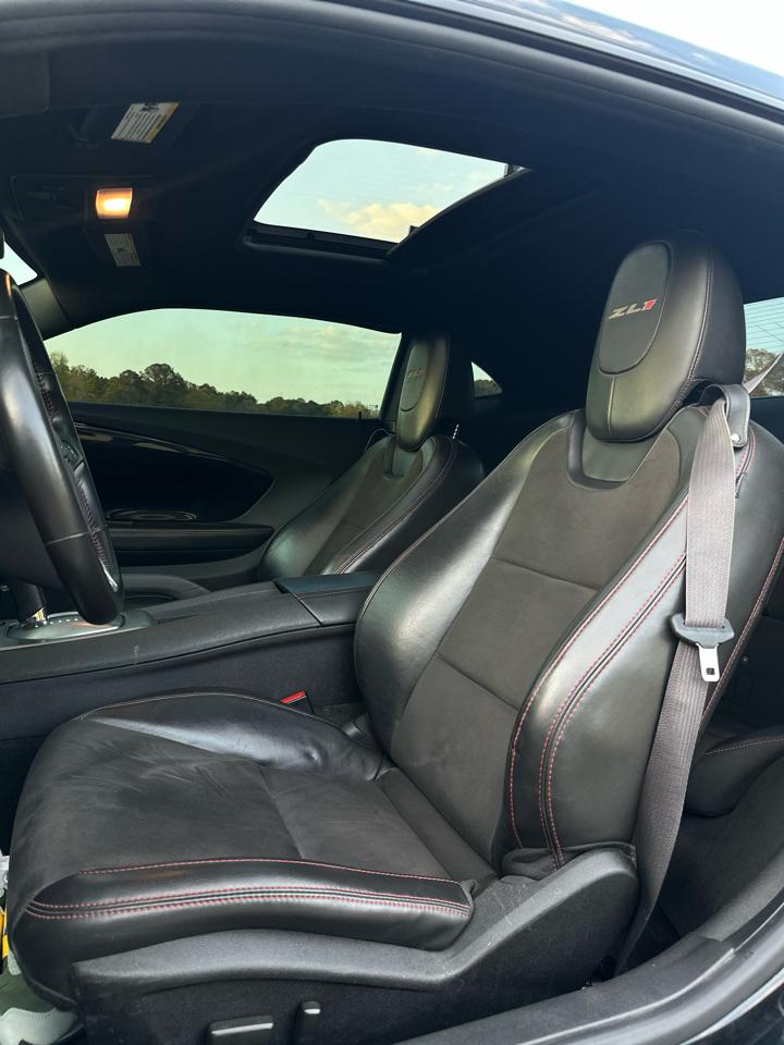 Chevrolet Camaro Coupe ZL1 2013