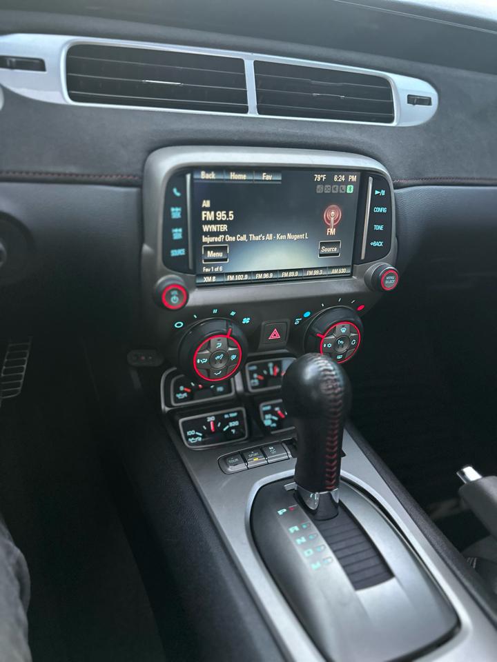 Chevrolet Camaro Coupe ZL1 2013