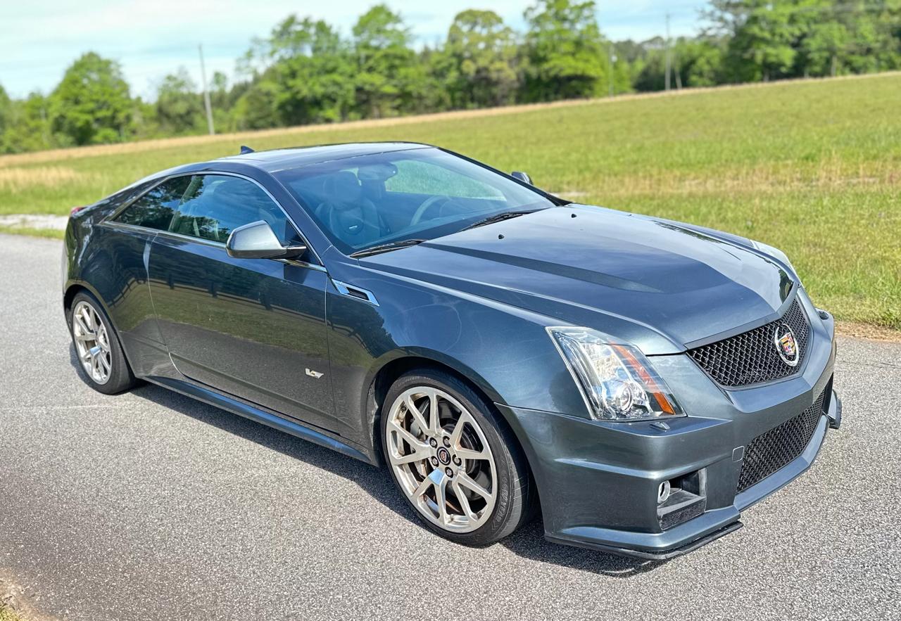 Cadillac CTS V Coupe 2011