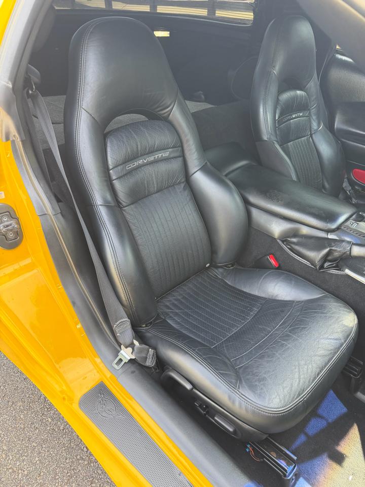 Chevrolet Corvette Coupe 2003