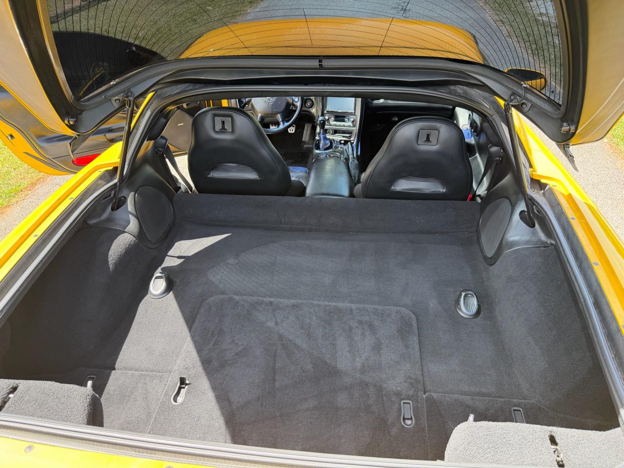 Chevrolet Corvette Coupe 2003