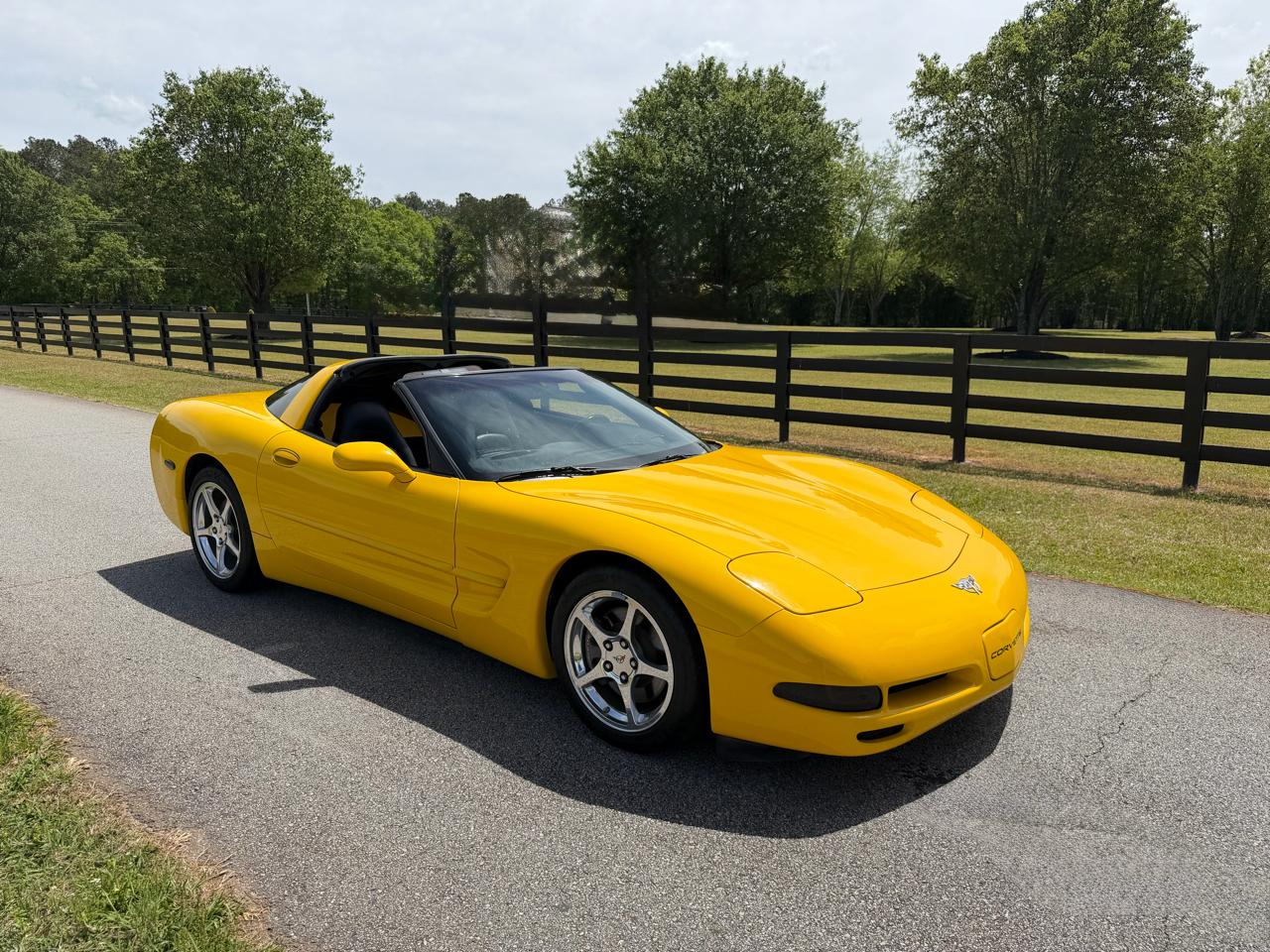 Chevrolet Corvette Coupe 2003