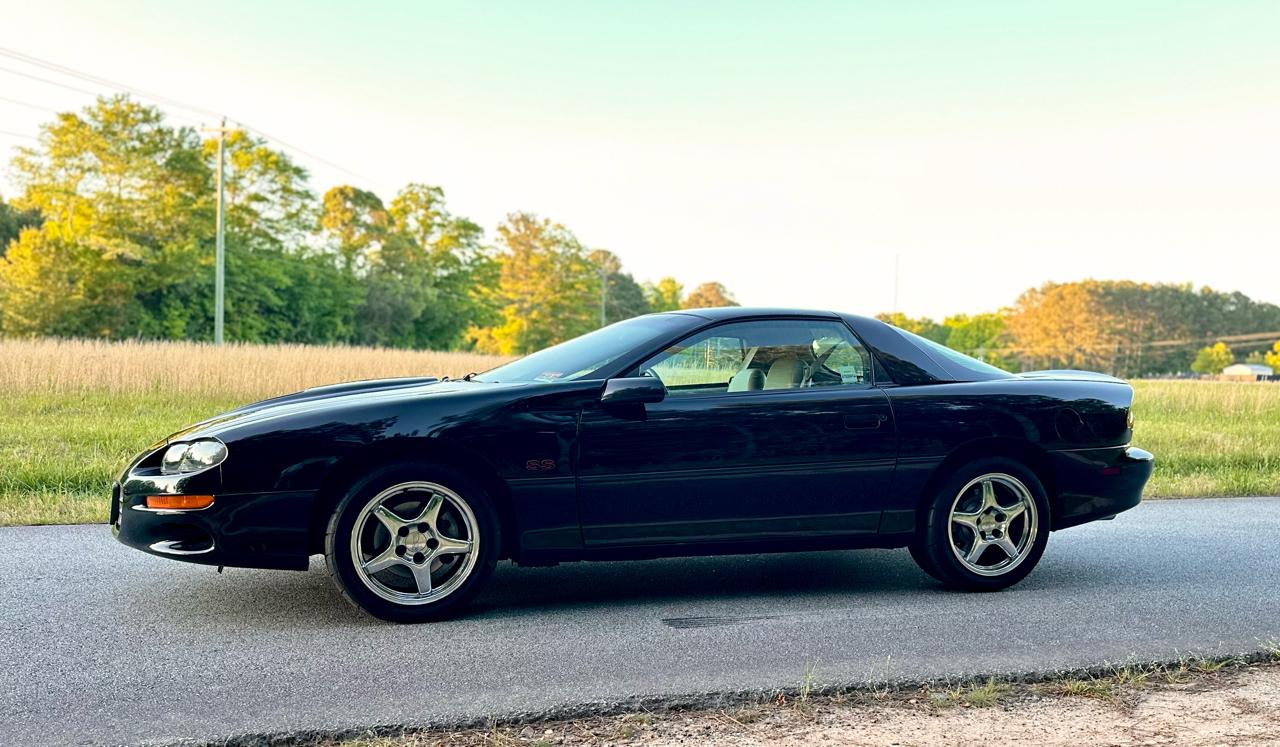Chevrolet Camaro 1SS Coupe 6M 2000